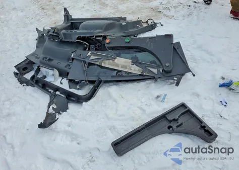 2022 Ford Bronco Sport Big Bend z USA, uszkodzony, nr VIN 3FMCR9B6XNRD02469